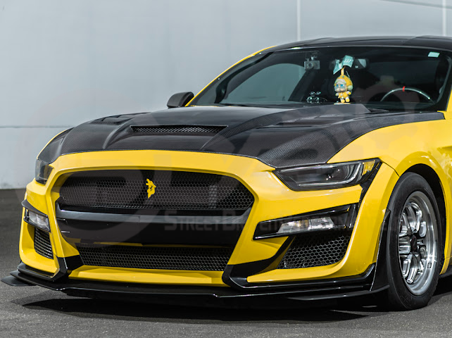2015-2017 FORD MUSTANG S550 | TERMINATOR STYLE CARBON FIBER FRONT AIR VENTED HOOD
